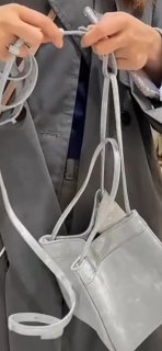 Серебристый