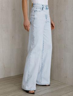 светло-голубой