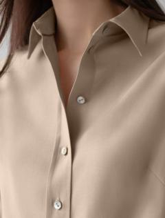 светло-бежевый