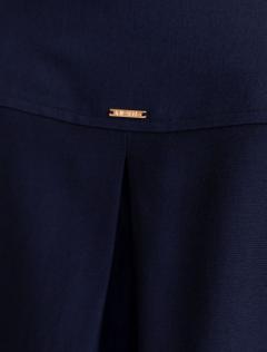 темно-синий