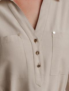 светло-бежевый