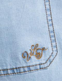 светло-голубой