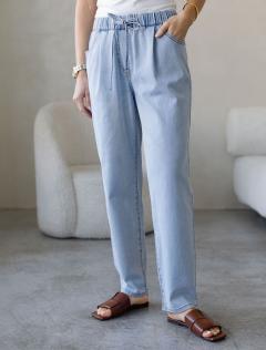 светло-голубой