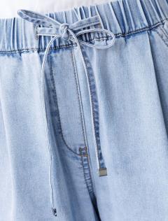 светло-голубой