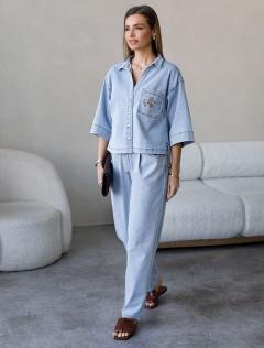 светло-голубой