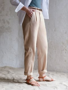 темно-красный