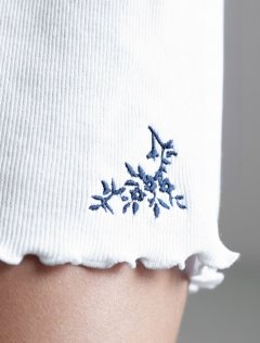 светло-бежевый