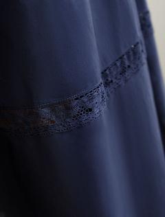 темно-синий