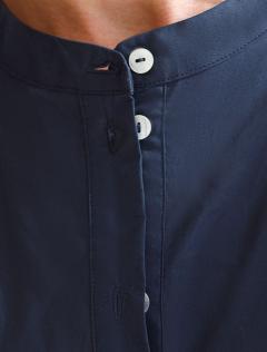 темно-синий