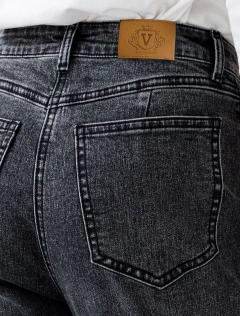 темно-серый