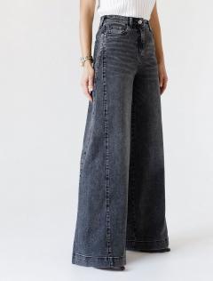 темно-серый