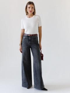 темно-серый