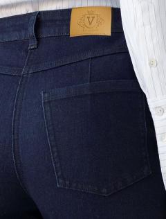 темно-синий