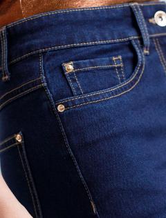 темно-синий