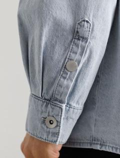 светло-голубой