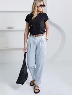 светло-голубой