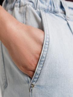 светло-голубой