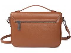 коричневый