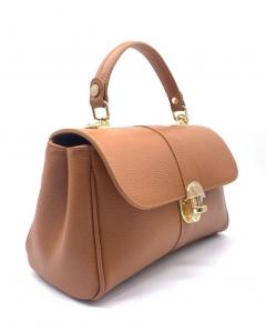 коричневый